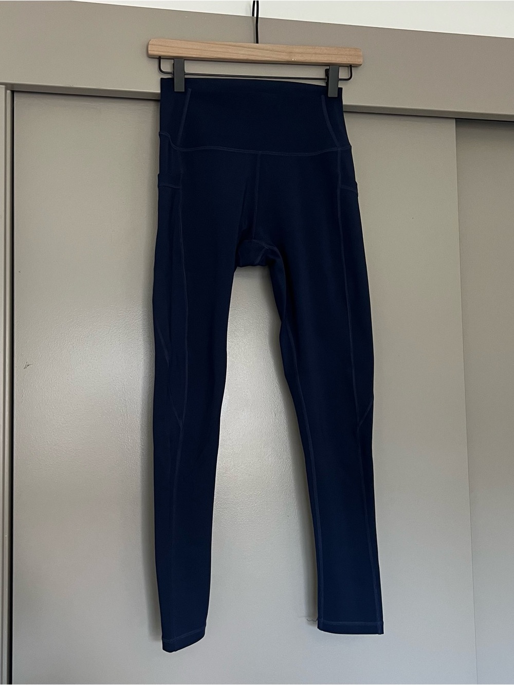 High-Waist Navy Active Leggings